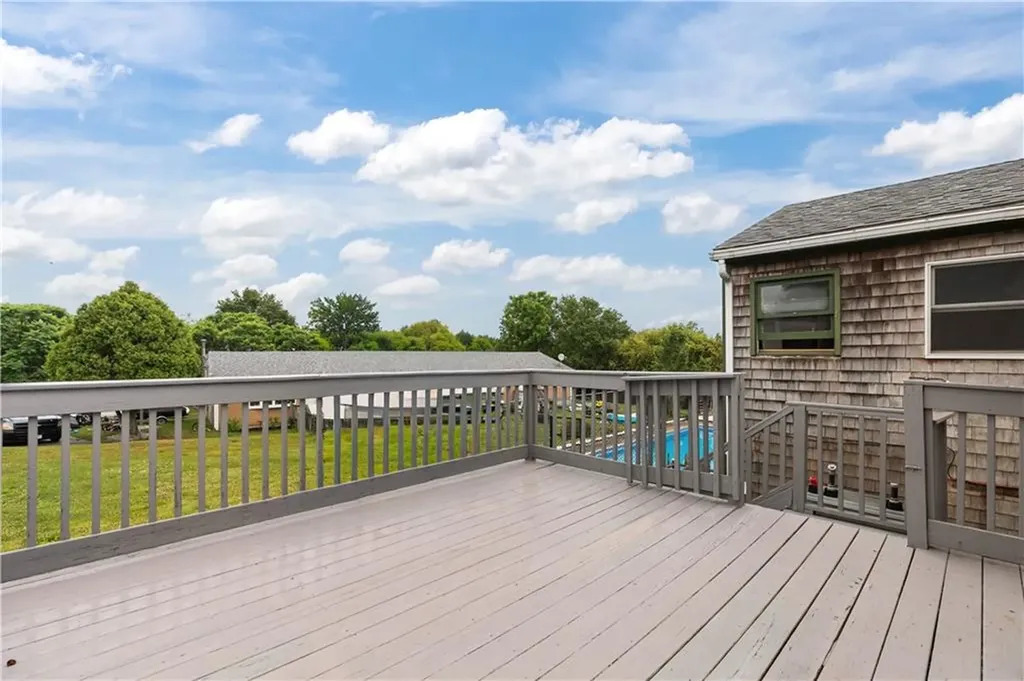 49 Dexter Street Portsmouth RI 02871