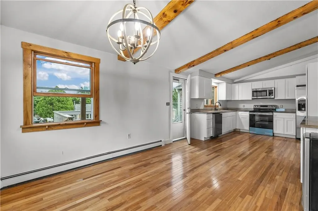 49 Dexter Street Portsmouth RI 02871