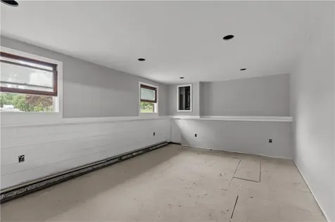 49 Dexter Street Portsmouth RI 02871