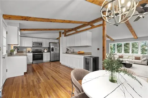 49 Dexter Street Portsmouth RI 02871