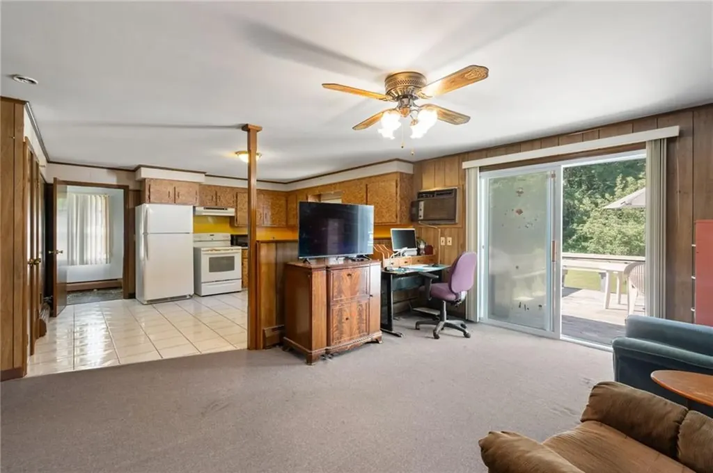 257 Morgan Avenue Johnston RI 02919