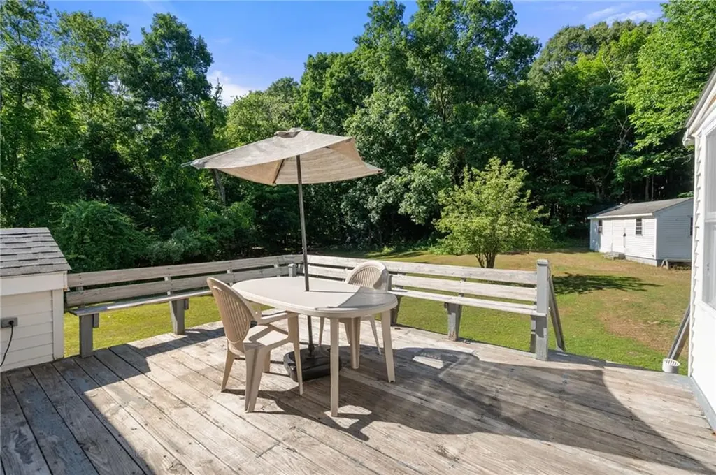 257 Morgan Avenue Johnston RI 02919