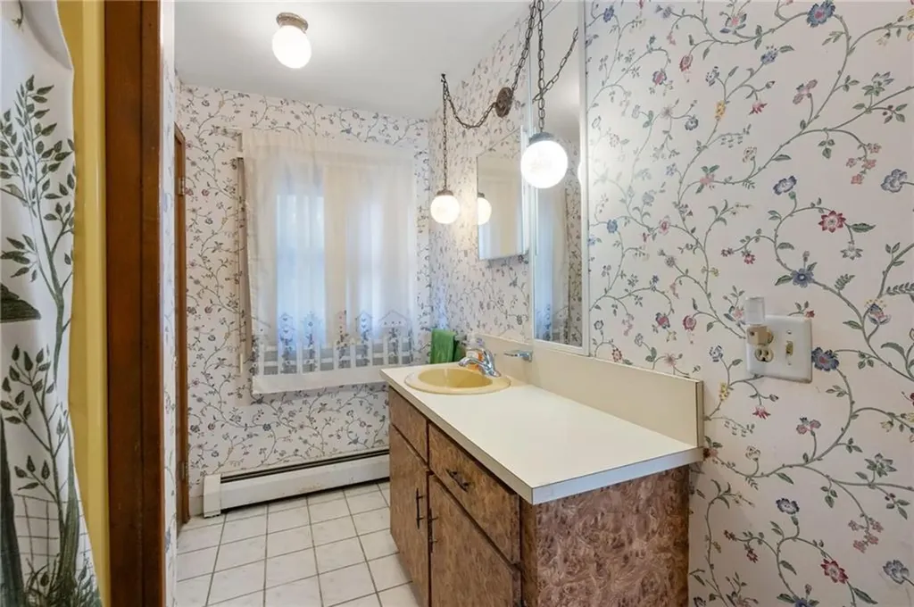 257 Morgan Avenue Johnston RI 02919