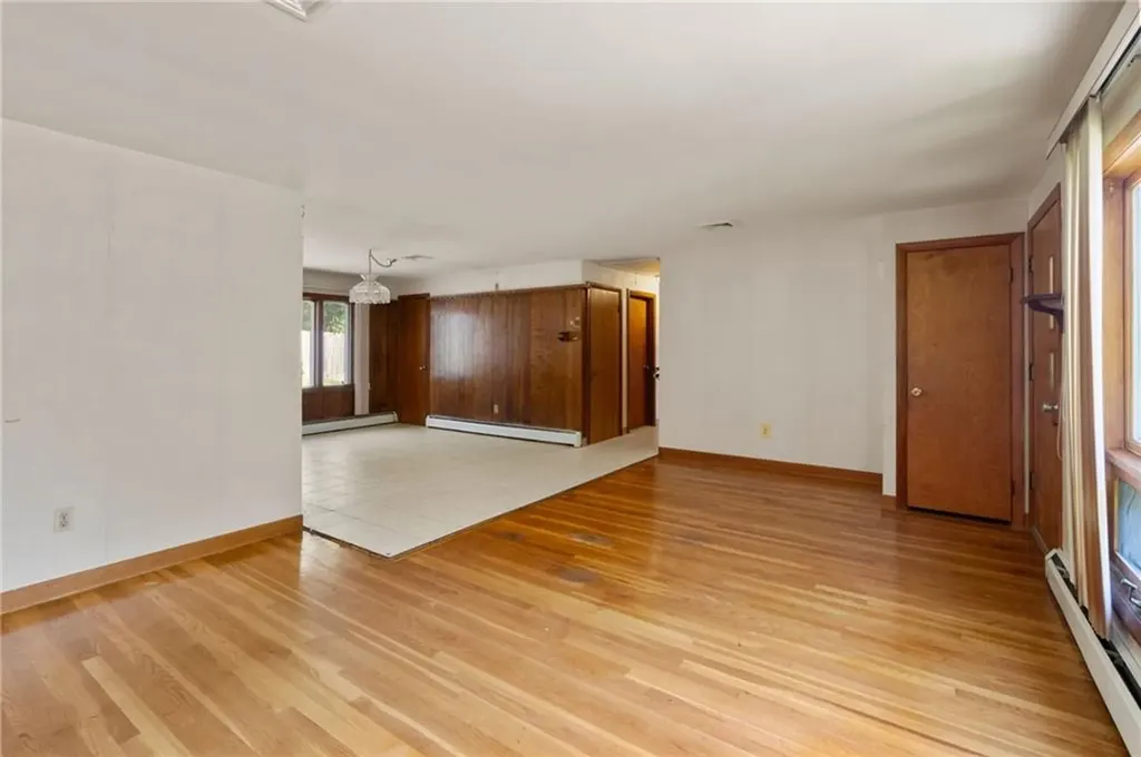 257 Morgan Avenue Johnston RI 02919