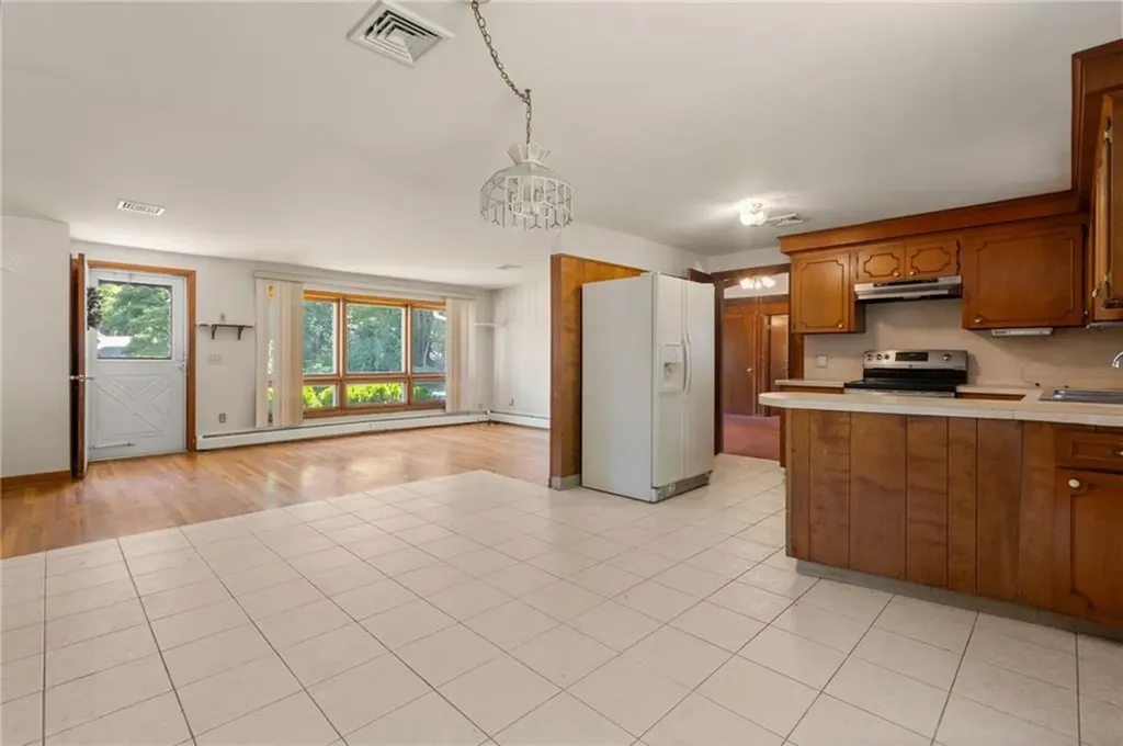 257 Morgan Avenue Johnston RI 02919