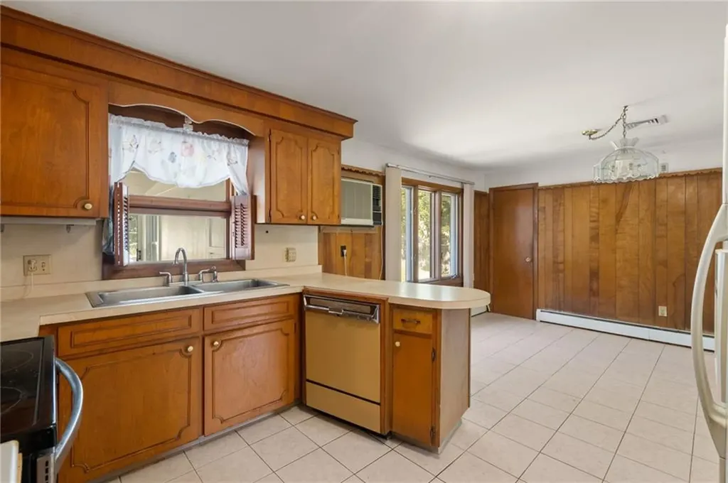 257 Morgan Avenue Johnston RI 02919