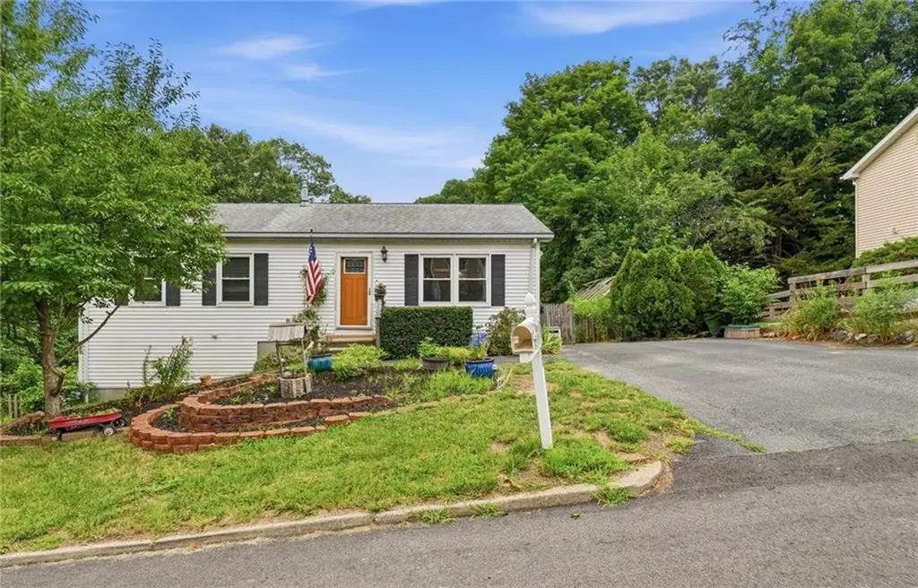 37 Crestwood Drive West Warwick RI 02893
