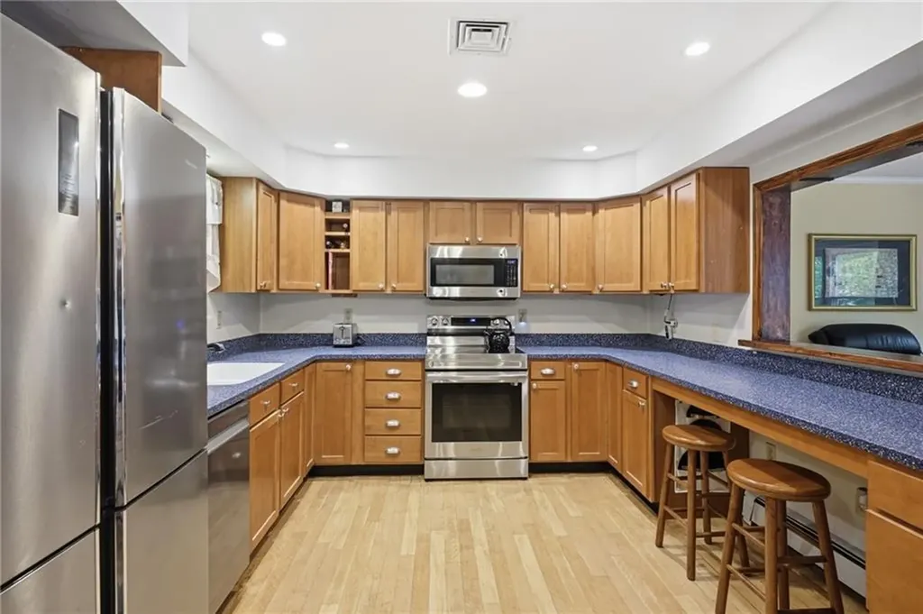 37 Crestwood Drive West Warwick RI 02893