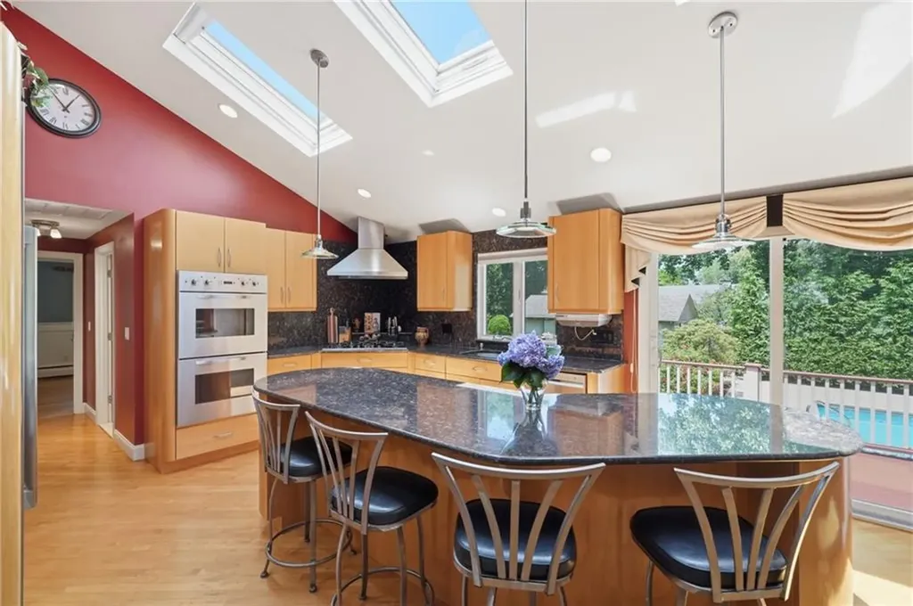 45 Newton Avenue Warwick RI 02889