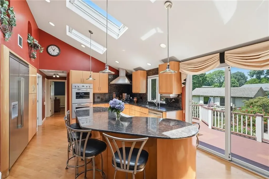45 Newton Avenue Warwick RI 02889
