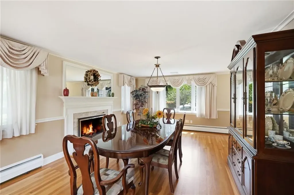 45 Newton Avenue Warwick RI 02889