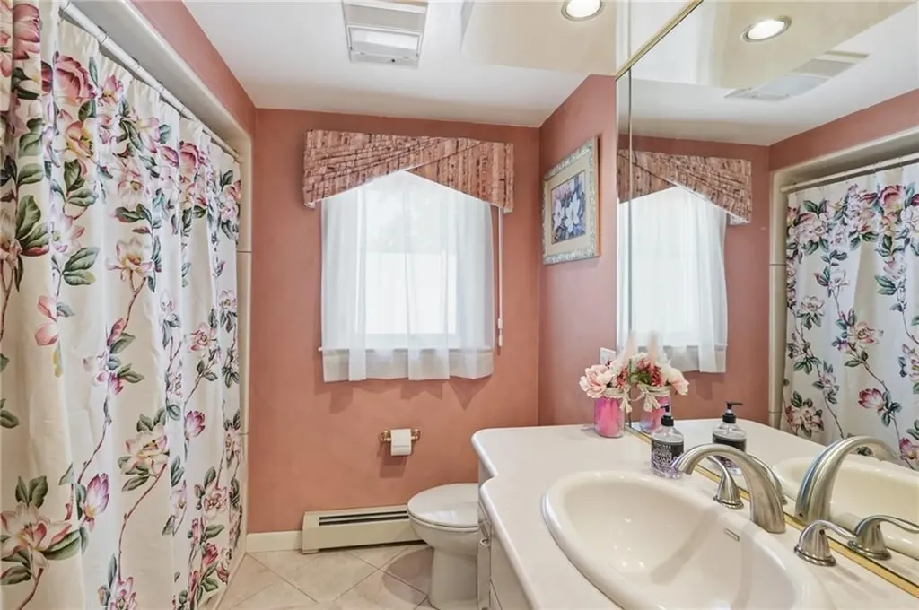 45 Newton Avenue Warwick RI 02889