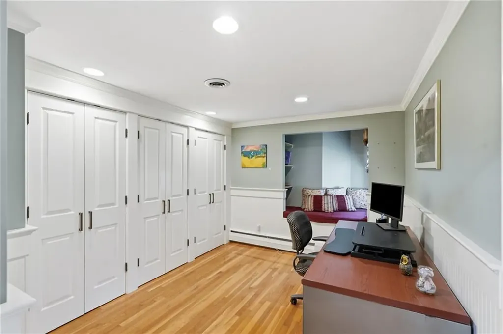 45 Newton Avenue Warwick RI 02889