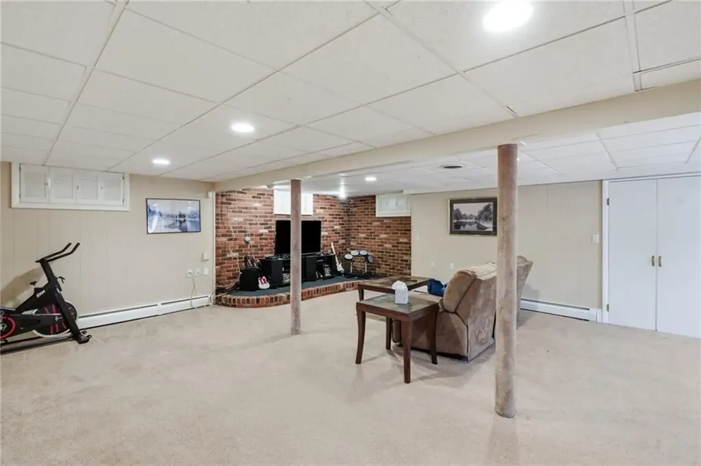 45 Newton Avenue Warwick RI 02889
