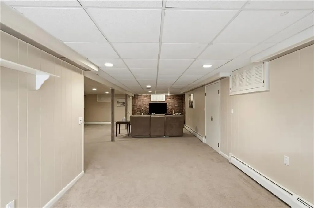 45 Newton Avenue Warwick RI 02889