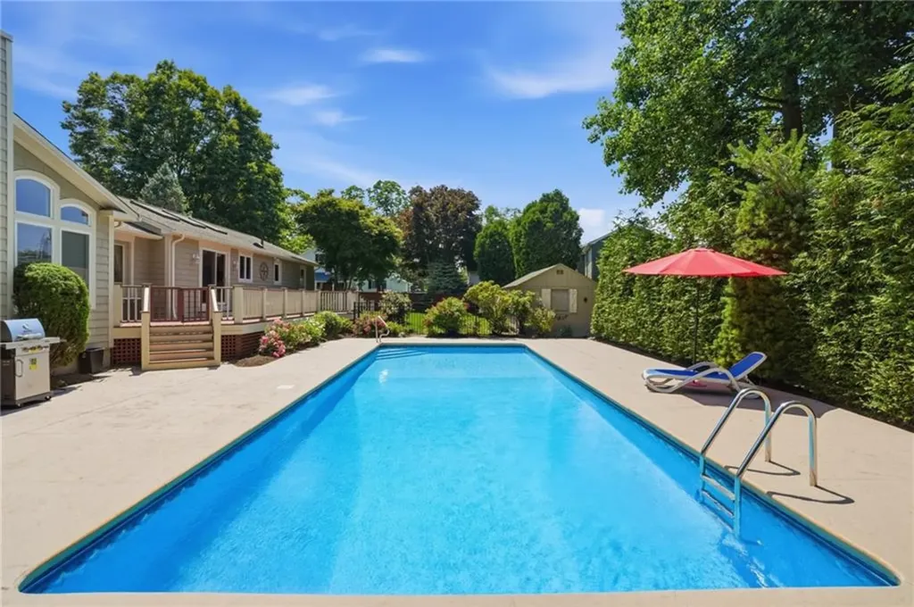 45 Newton Avenue Warwick RI 02889