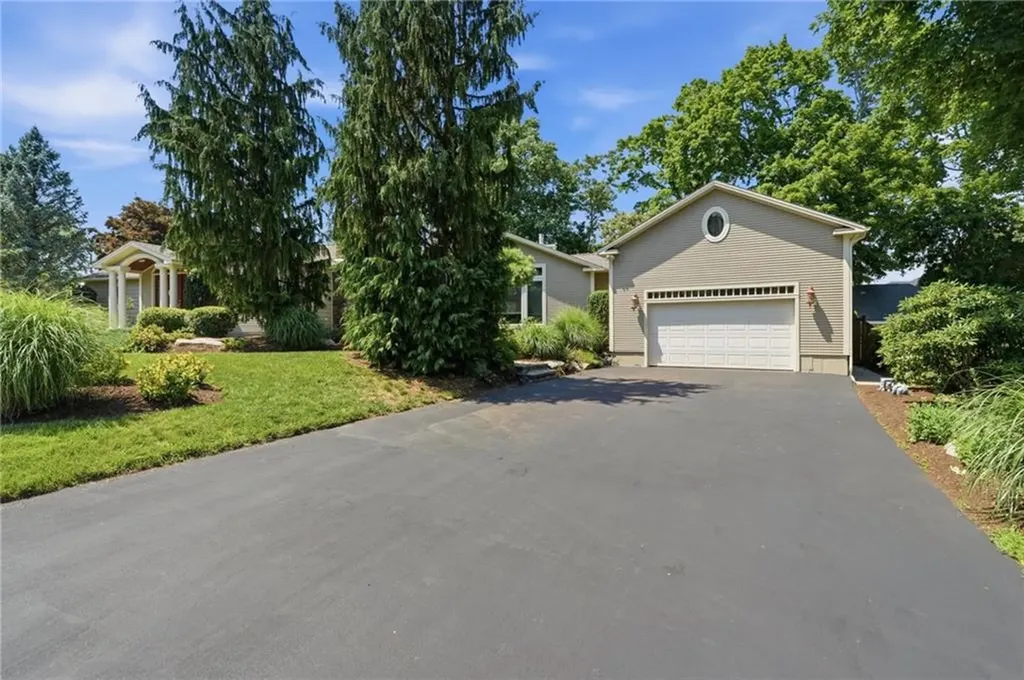 45 Newton Avenue Warwick RI 02889