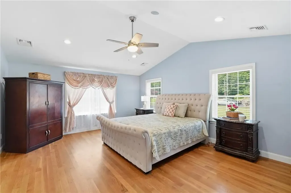 10 Stirling Drive Glocester RI 02857