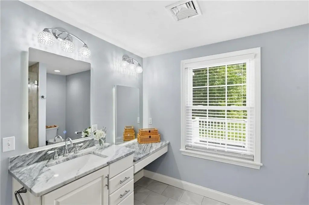 10 Stirling Drive Glocester RI 02857