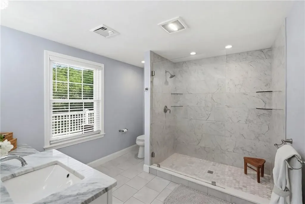 10 Stirling Drive Glocester RI 02857