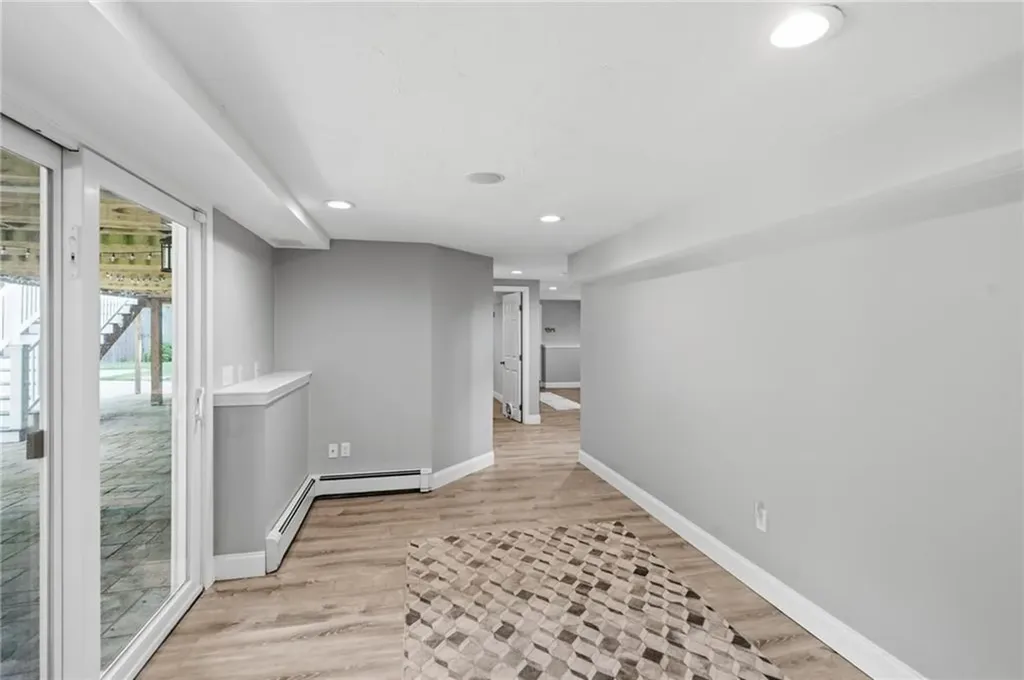 10 Stirling Drive Glocester RI 02857