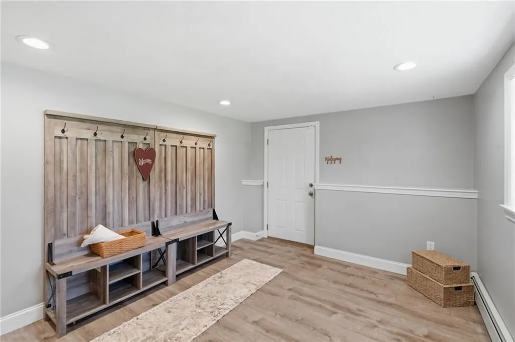 10 Stirling Drive Glocester RI 02857
