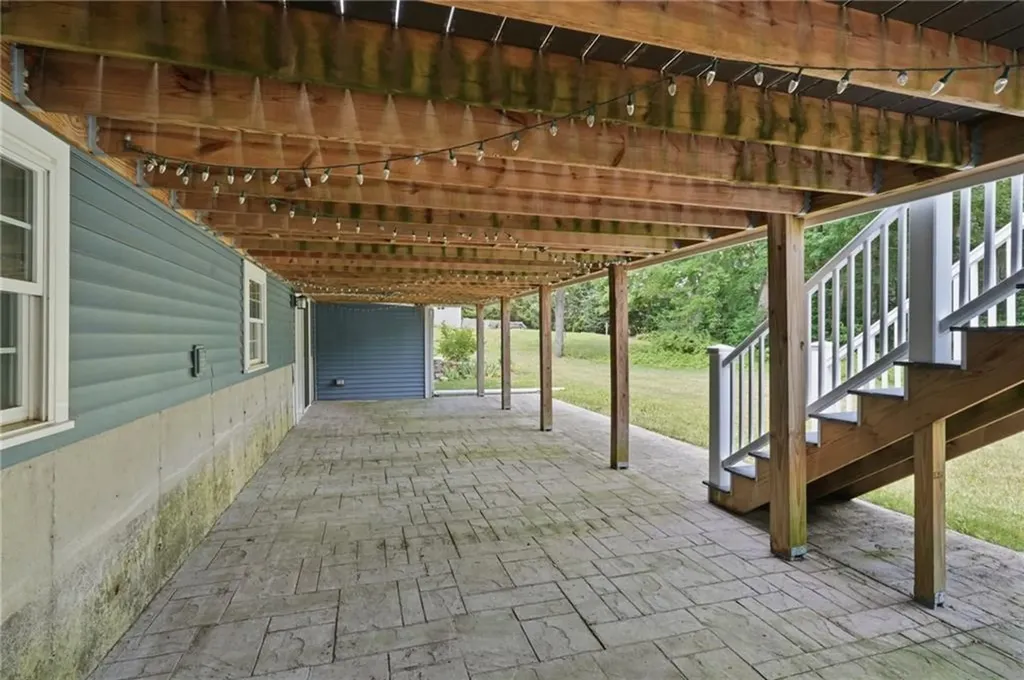 10 Stirling Drive Glocester RI 02857