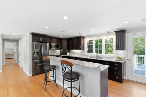 10 Stirling Drive Glocester RI 02857
