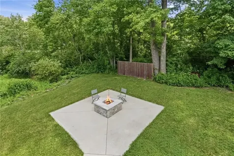 10 Stirling Drive Glocester RI 02857