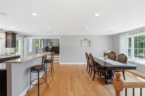 10 Stirling Drive Glocester RI 02857