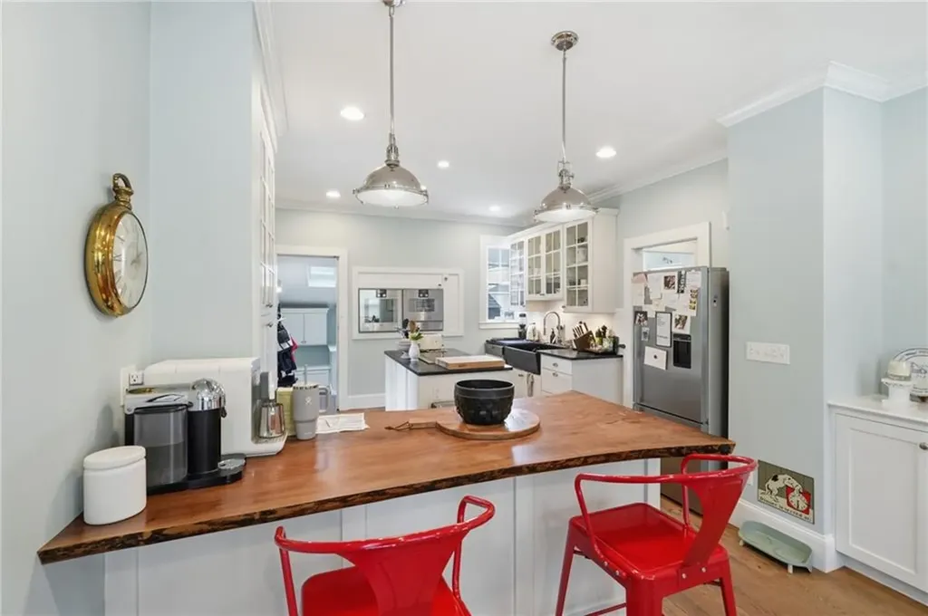 52 Berkeley Avenue Newport RI 02840