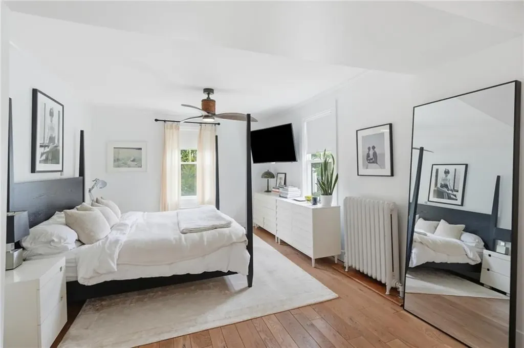 52 Berkeley Avenue Newport RI 02840