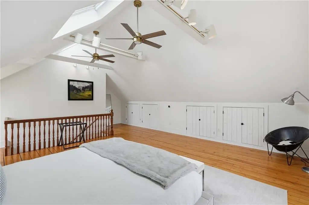 52 Berkeley Avenue Newport RI 02840