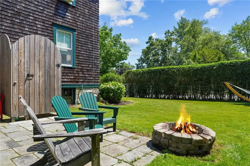 52 Berkeley Avenue Newport RI 02840