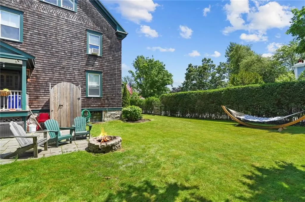 52 Berkeley Avenue Newport RI 02840