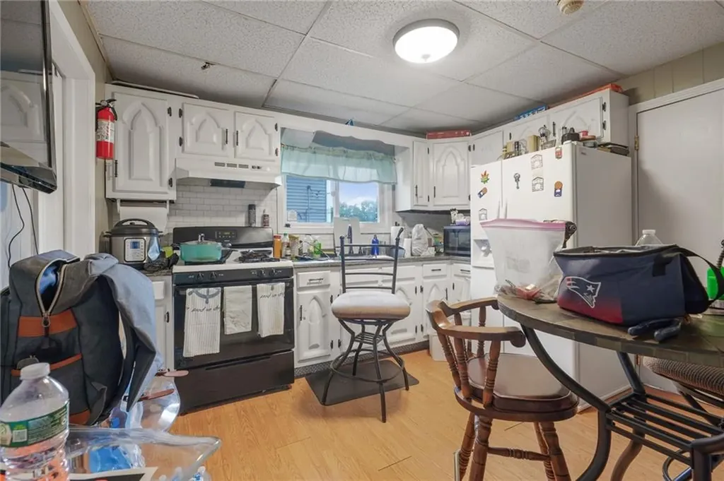 39 Highland Street Pawtucket RI 02860