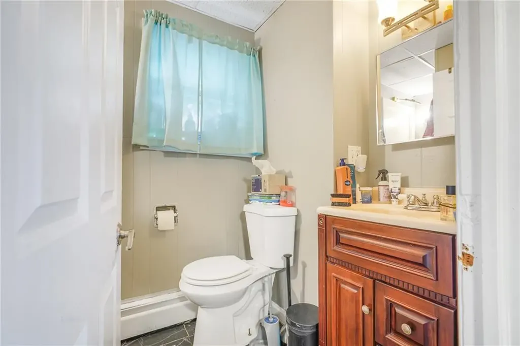 39 Highland Street Pawtucket RI 02860