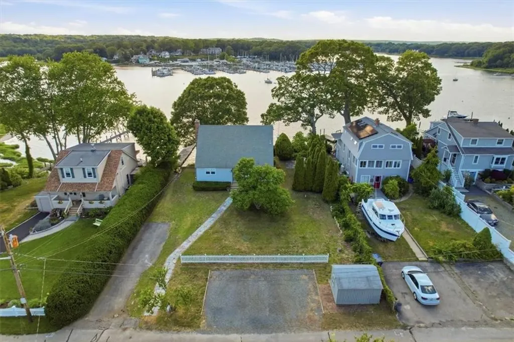 265 Grand View Drive Warwick RI 02886