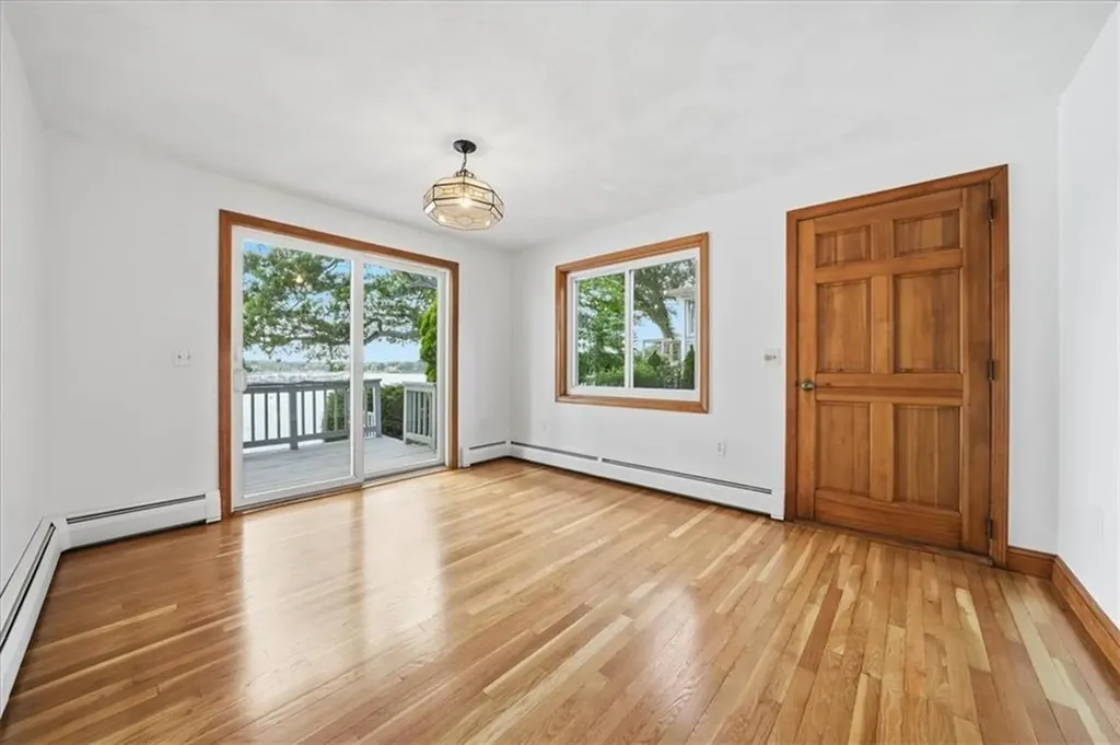 265 Grand View Drive Warwick RI 02886