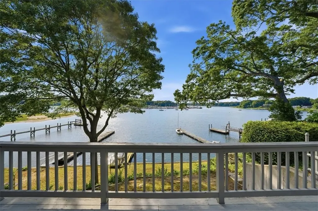 265 Grand View Drive Warwick RI 02886