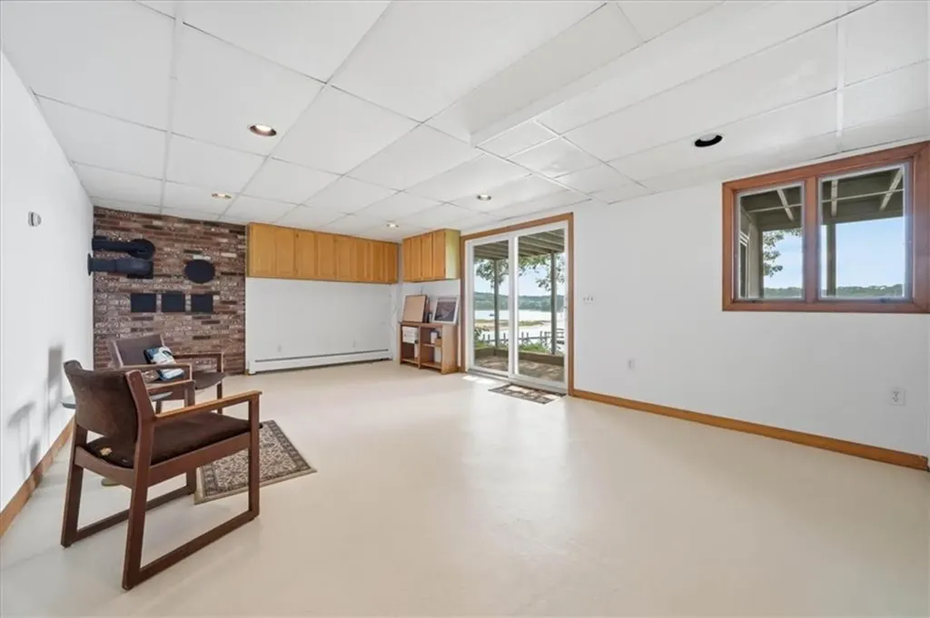 265 Grand View Drive Warwick RI 02886