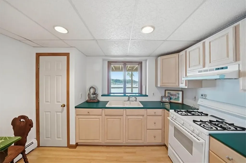 265 Grand View Drive Warwick RI 02886