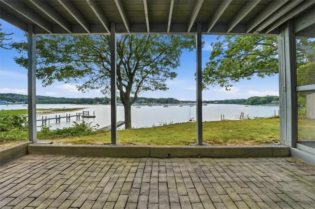265 Grand View Drive Warwick RI 02886