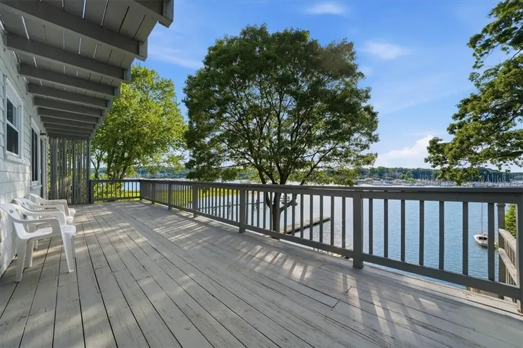 265 Grand View Drive Warwick RI 02886