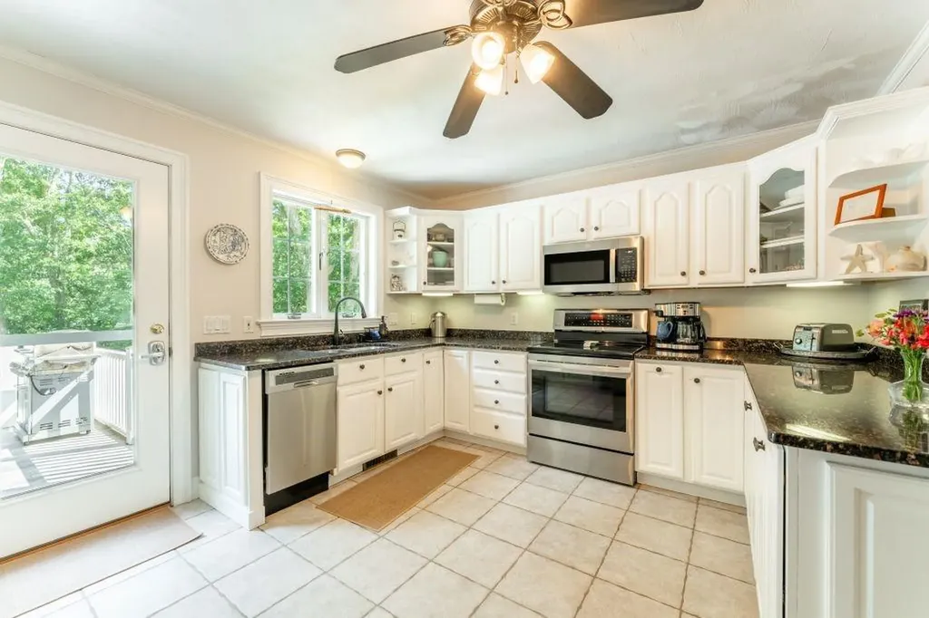 11 Sylvan Lane Westerly RI 02891