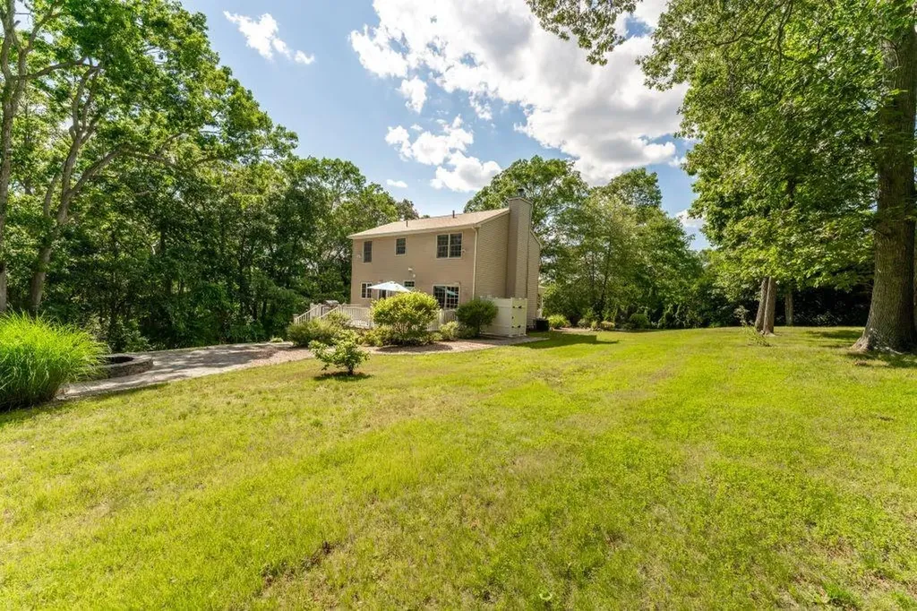 11 Sylvan Lane Westerly RI 02891