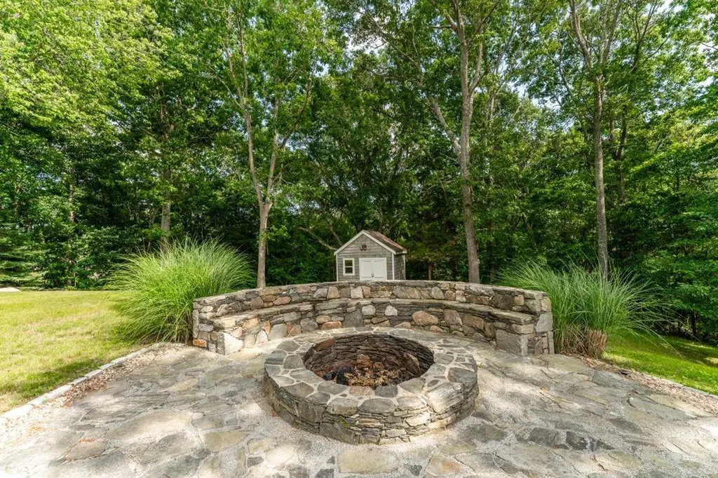 11 Sylvan Lane Westerly RI 02891