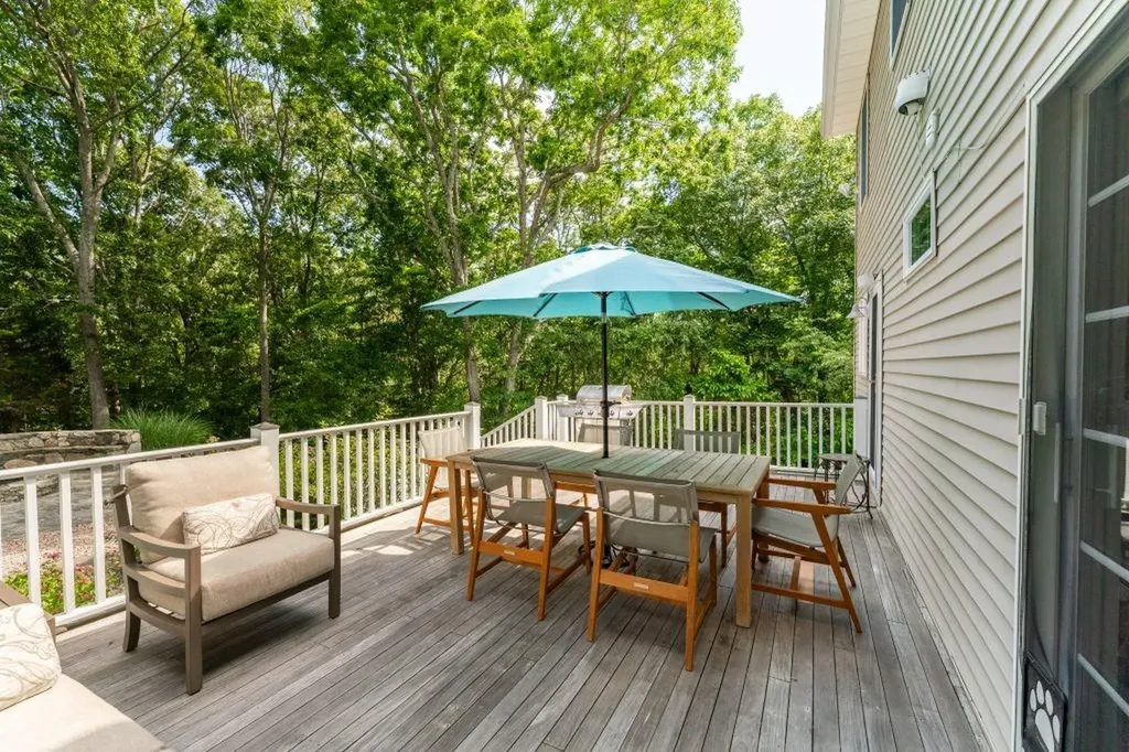 11 Sylvan Lane Westerly RI 02891