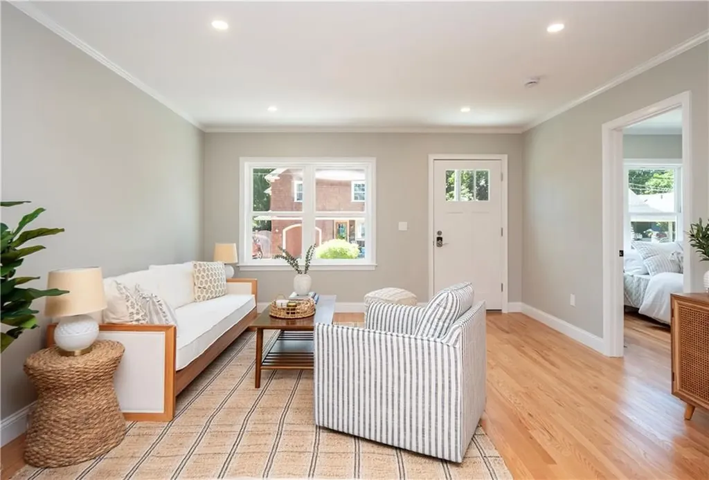 31 Prescott Hall Road Newport RI 02840