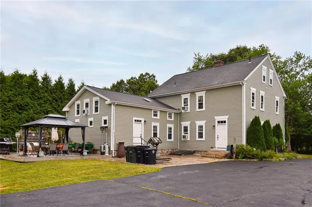 195 Town Farm Road Coventry RI 02816